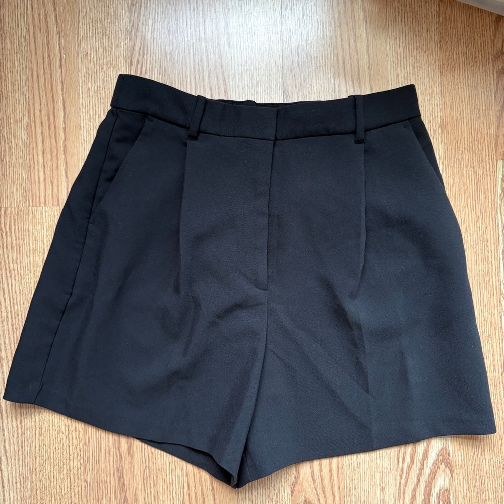 Abercrombie High-Rise Tailored Short